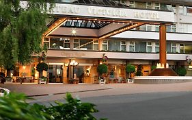 Chateau Victoria Hotel & Suites